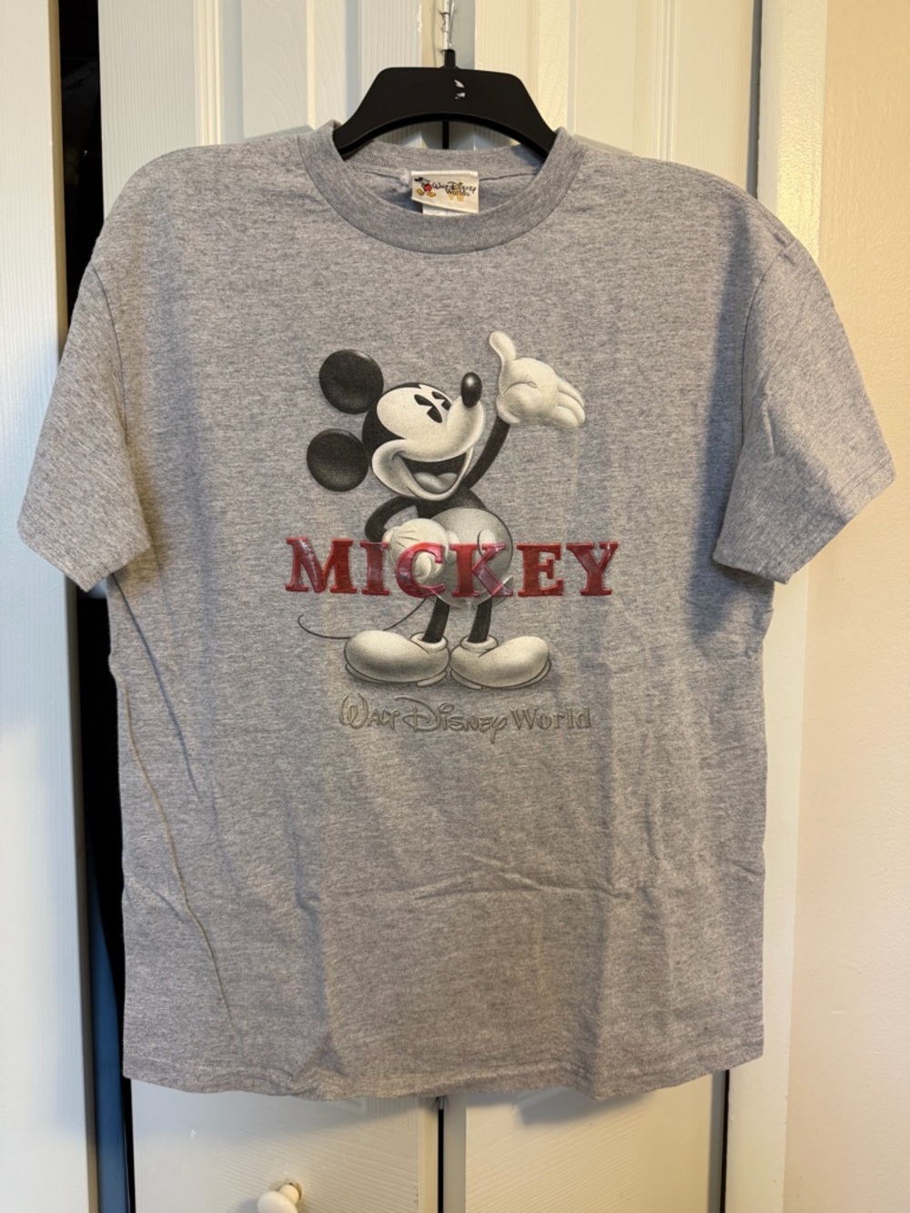 Vintage Y2K Disney World Mickey T-shirt